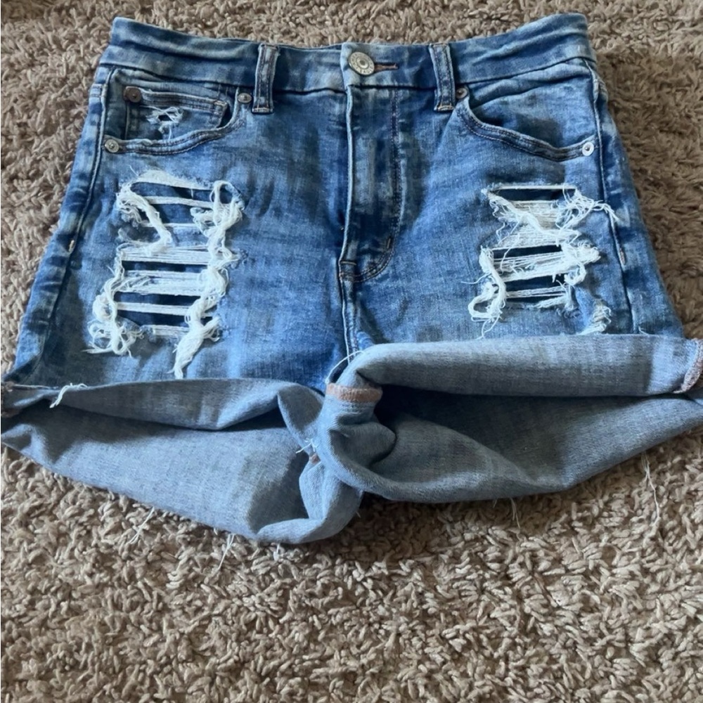 Size 4 American Eagle shorts